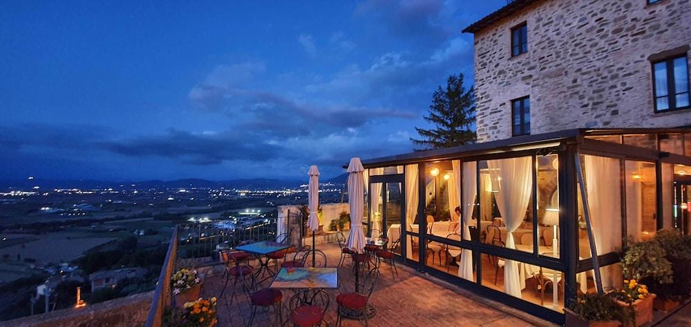 Relais La Corte Di Bettona Eksteriør bilde
