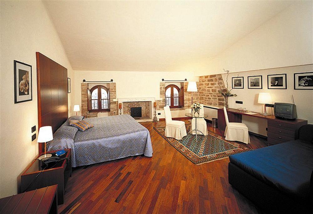 Relais La Corte Di Bettona Eksteriør bilde